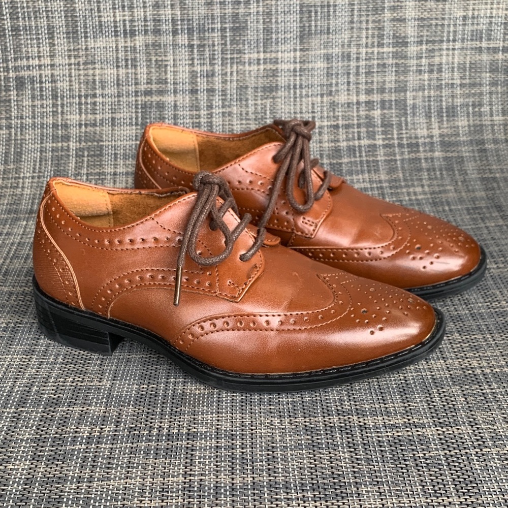 Stacy Adams Dunbar Wingtip Oxford Cognac' Dress Shoes little boys size 11